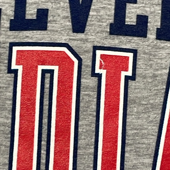 NWOT Cleveland Indians Long Sleeve Shirt - Picture 5 of 5